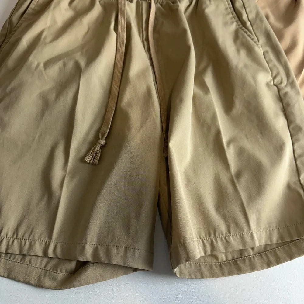 (2) pair men size large Coofandy‎ pull on stretch waist shorts